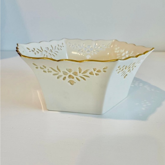 Lenox tulip chinaware decorative bowl